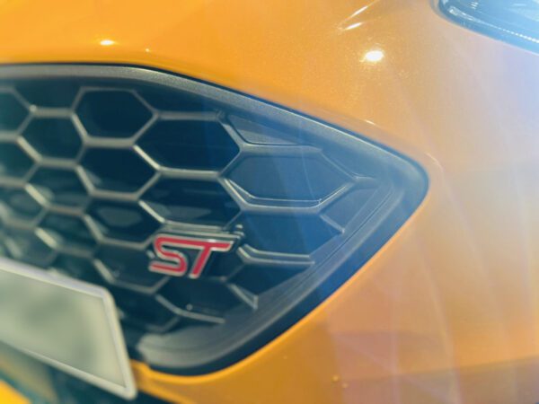 FORD FOCUS ST (2019) - Image 6