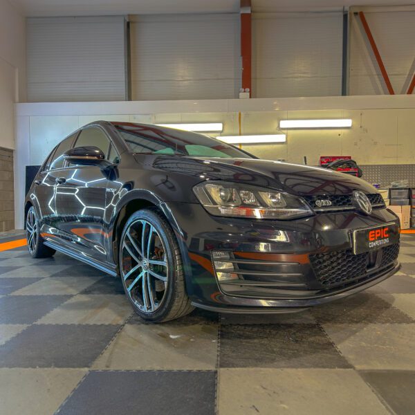 VOLKSWAGEN GOLF GTD - Image 13