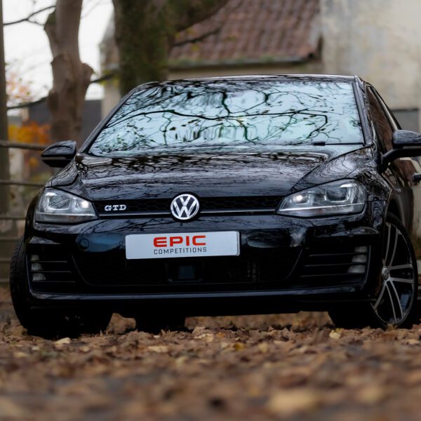 VOLKSWAGEN GOLF GTD - Image 9