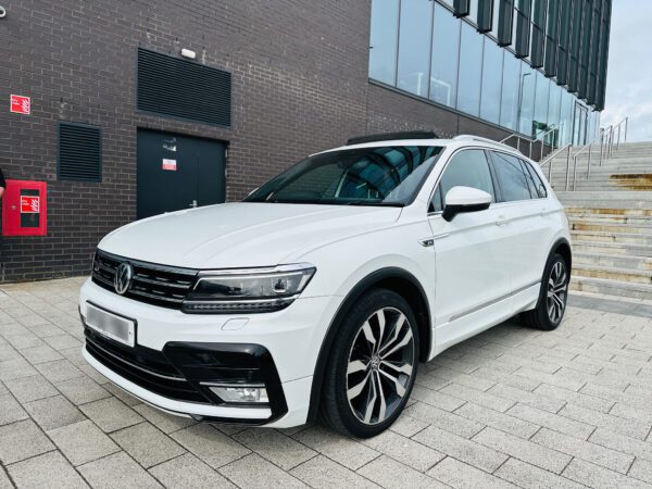 VOLKSWAGEN TIGUAN  R-LINE DSG + INSTANT WINS - Image 8