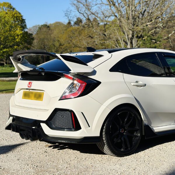 HONDA CIVIC GT TYPE-R FK8 + £1000 CASH + INSTANT WINS - Image 4