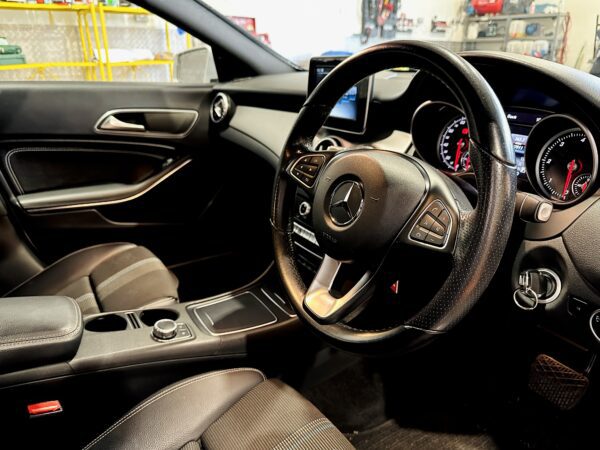 MERCEDES CLA 200 SPORT D AUTO + INSTANT WINS - Image 8