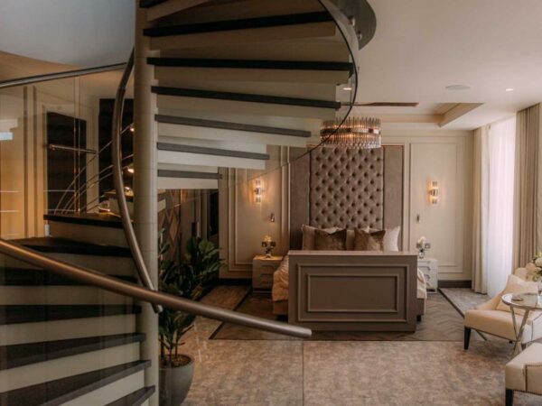 BRISBANE HOUSE OVERNIGHT STAY - Image 4