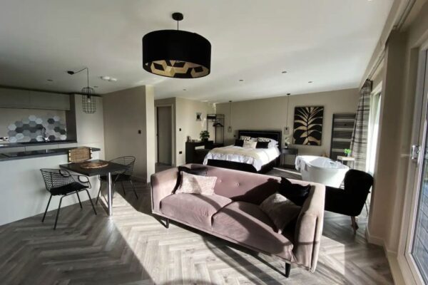 2 NIGHTS STAY AT LOUDON MAINS + INSTANT WINS - Image 3