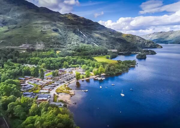3 Nights at Loch Lomond Holiday Park + Private Hot Tub